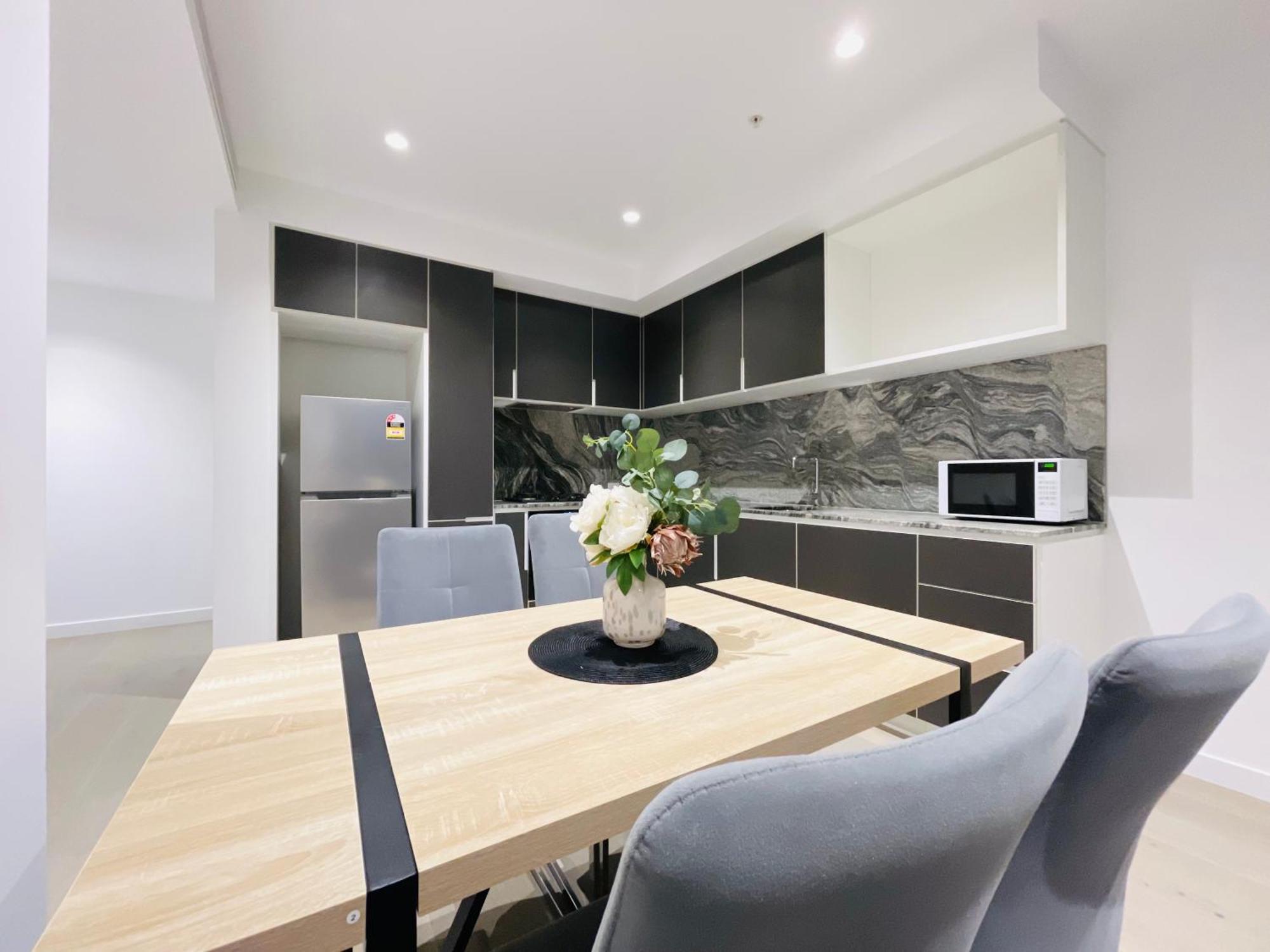 Mega Style West Side Place Apartment Melbourne