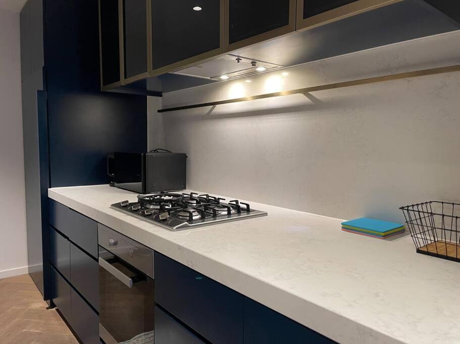 Boulevard Retreat 2b2b In With Pool * Melbourne