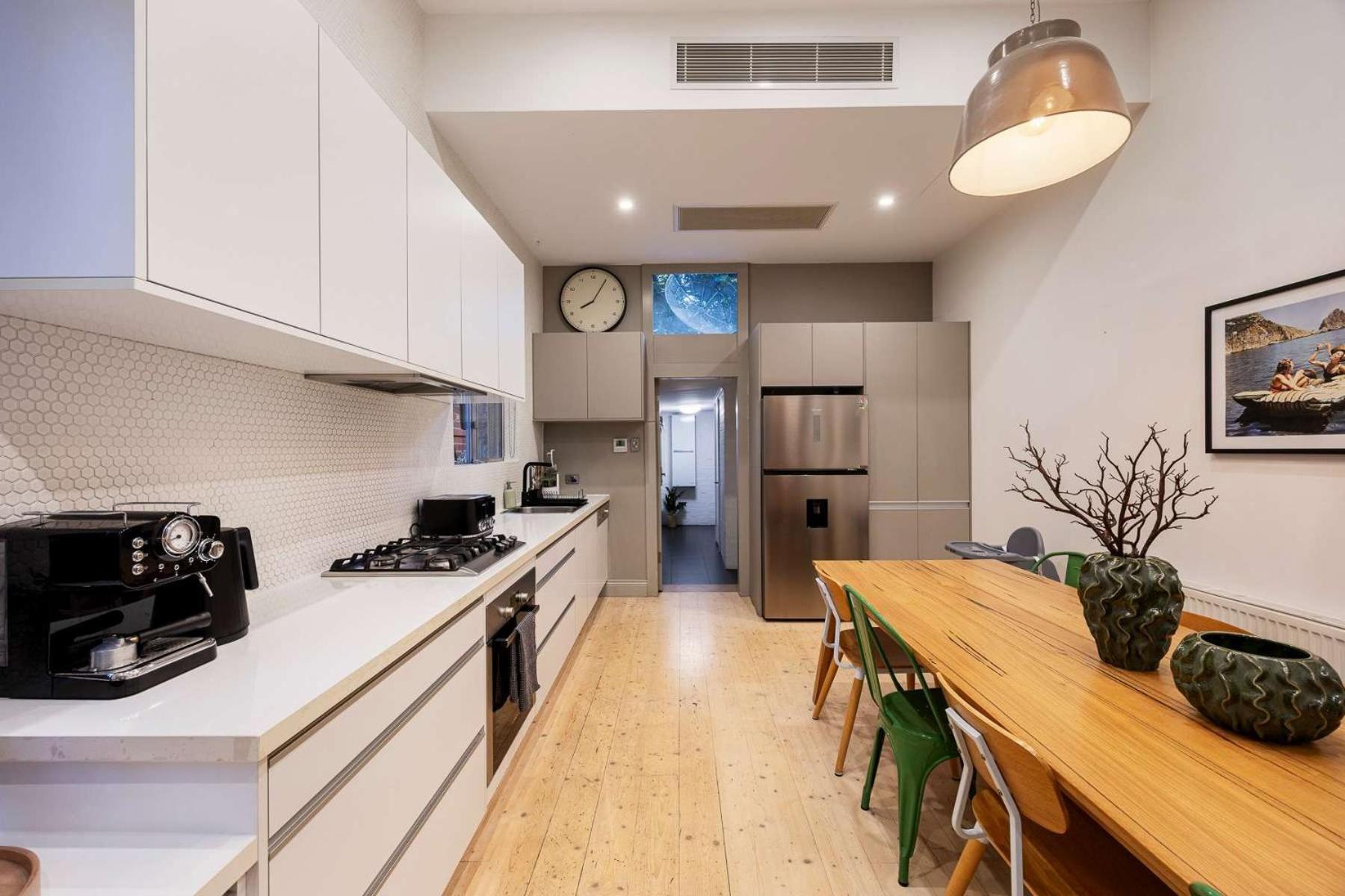 Barkly Terrace * Melbourne