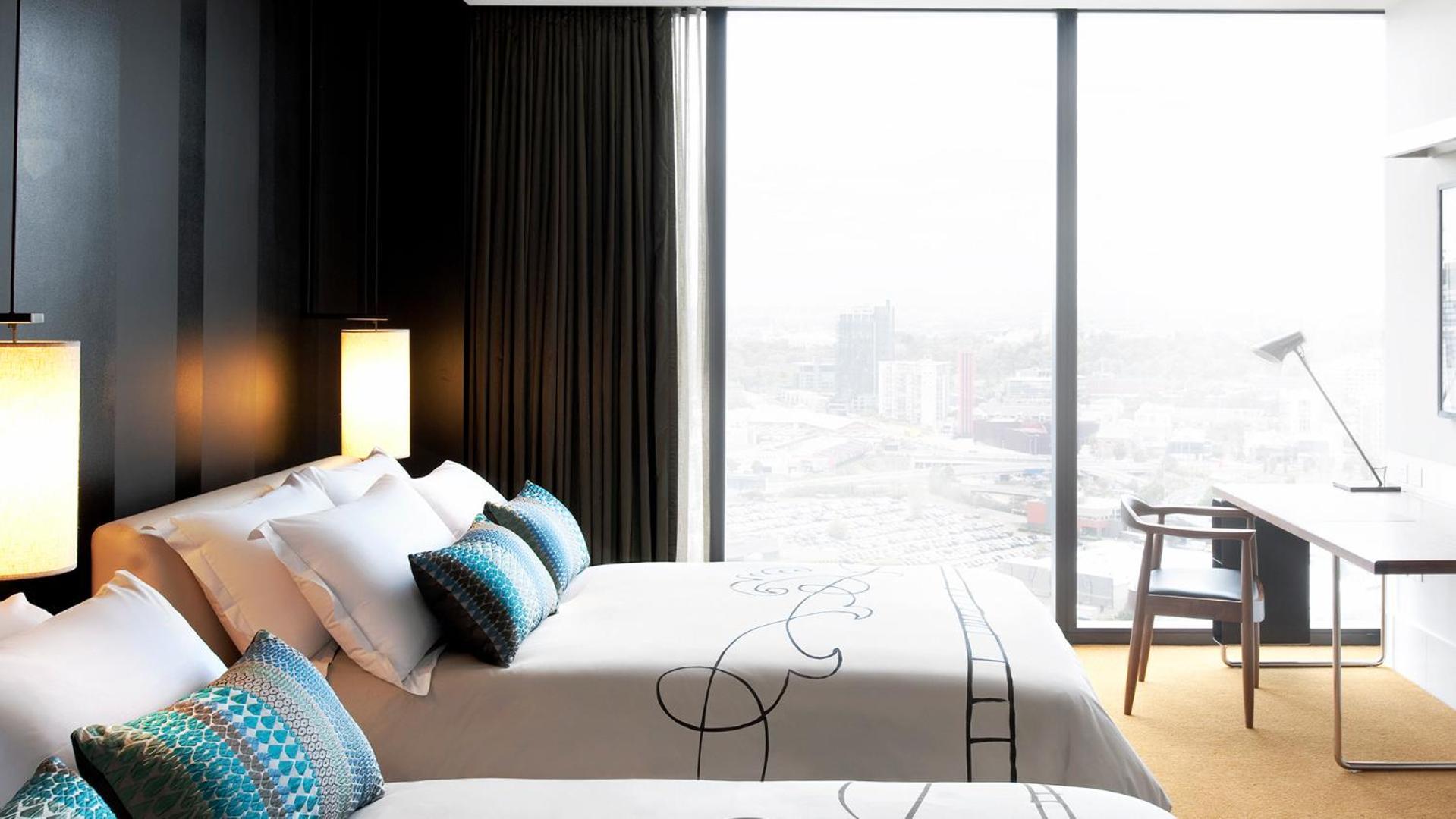 Crown Metropol