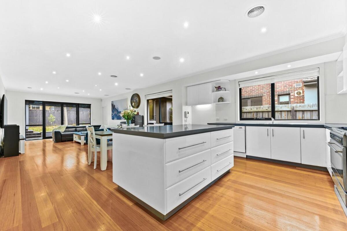 Spacious, Cozy & Entertaining 4br House *