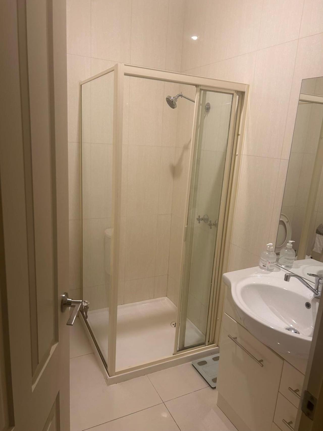 Dynamic 1 Guest house Melbourne
