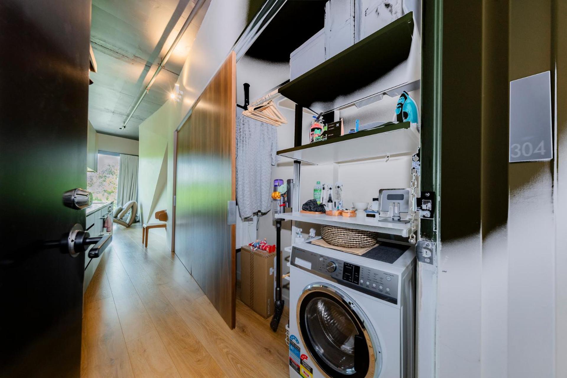 Luxury 1 Bd With Views Of The Shrine