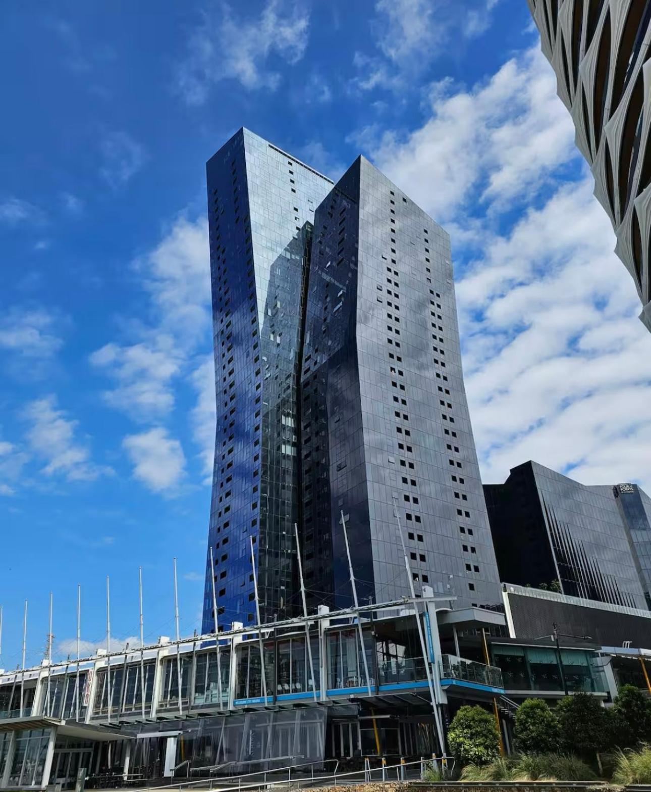 Mt2506 - 1 Bedroom Huts Nestled In The Docklands With Gym & Pool * Melbourne