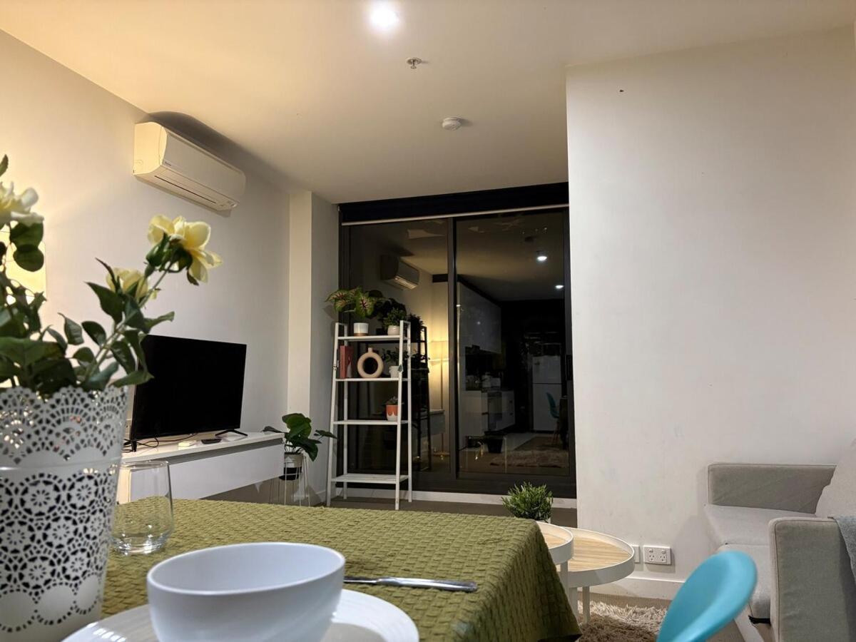 Apartment Ls604-stylish 1b1b With Gym & Pool Access