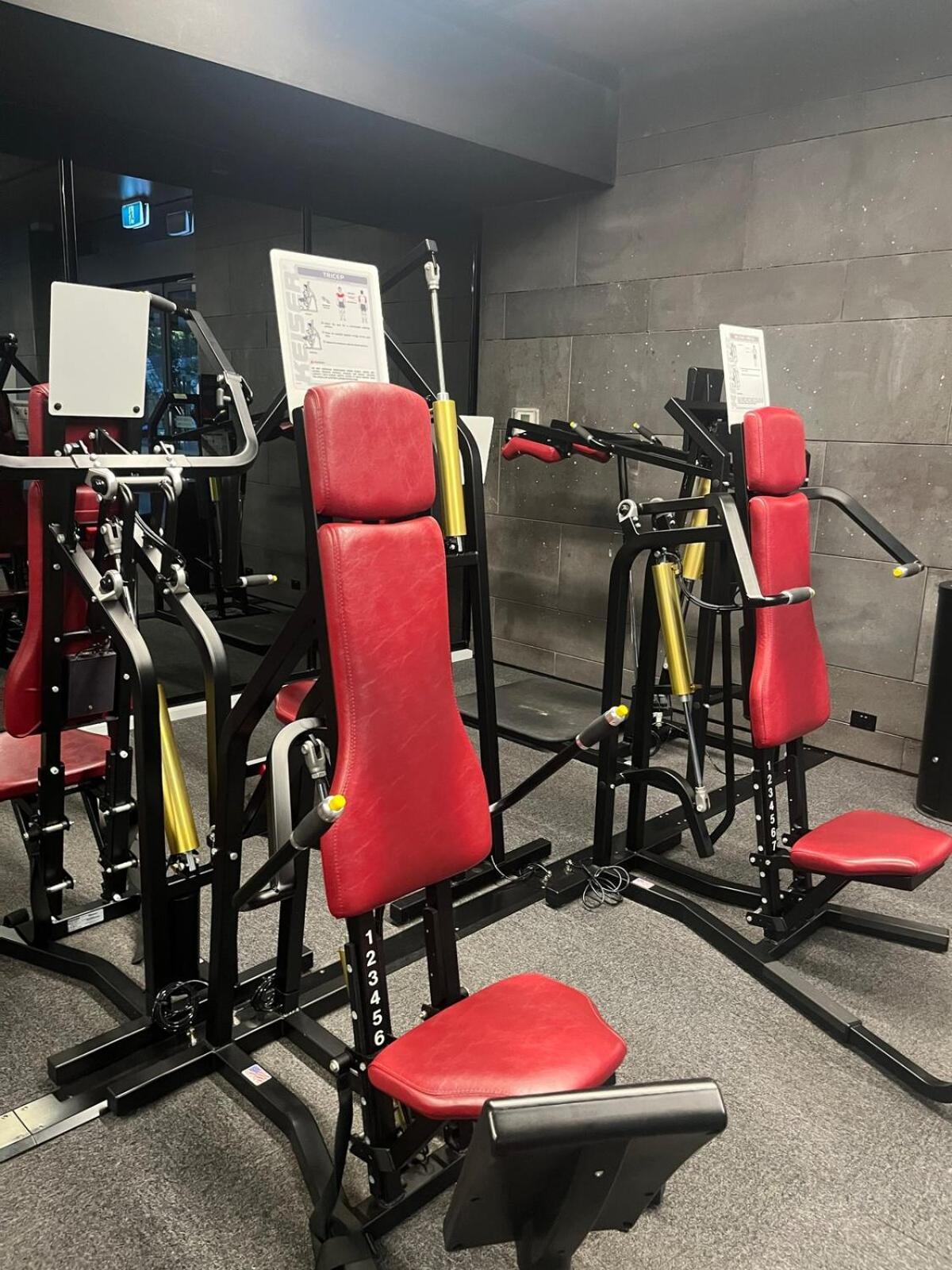Ls604-stylish 1b1b With Gym & Pool Access *