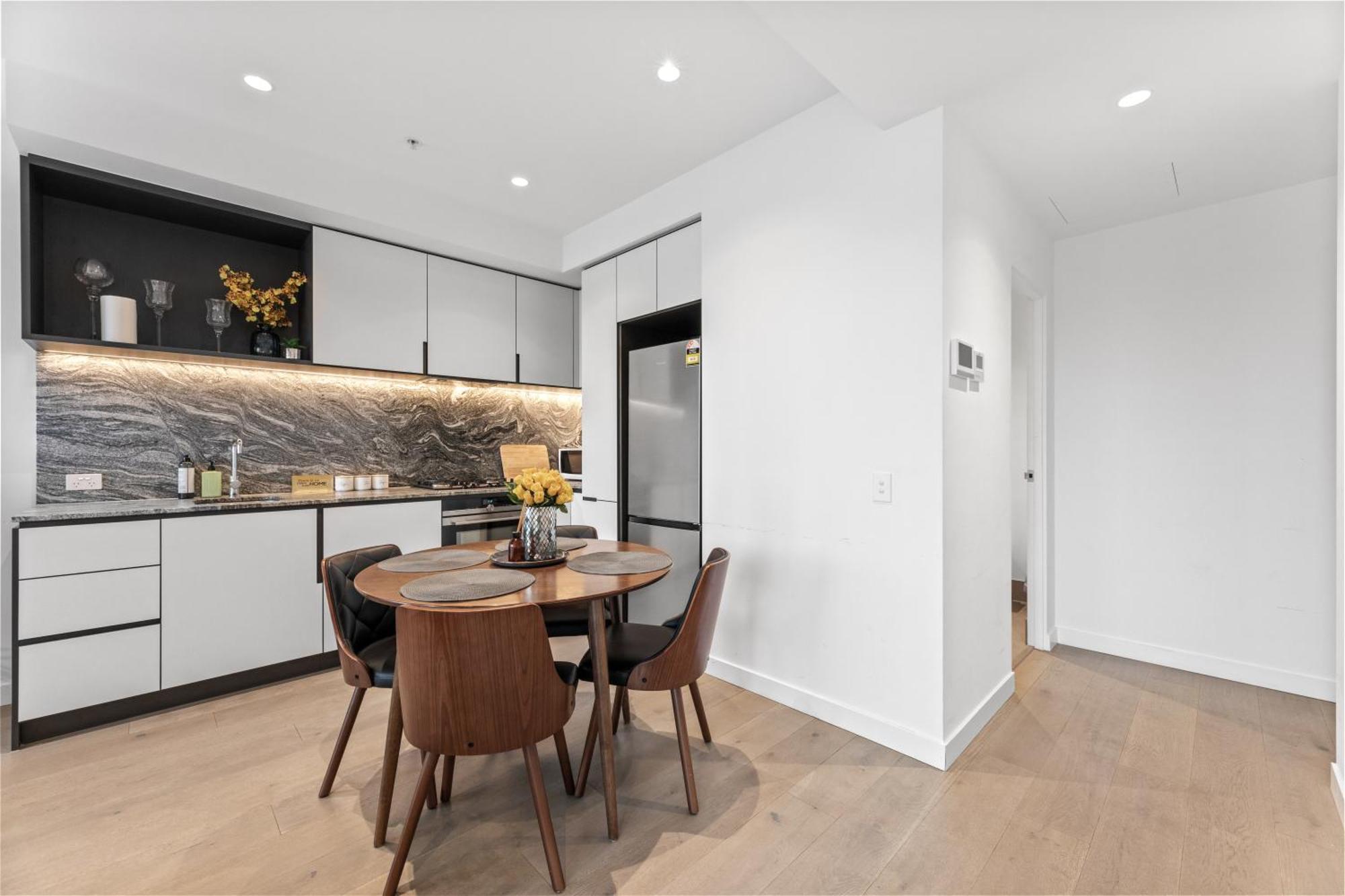 Brand New 2br At Mel Cbd Melbourne