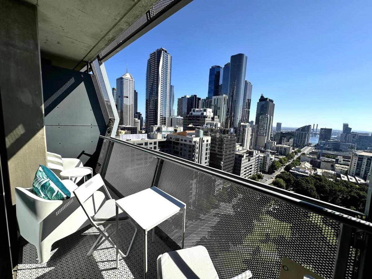 Melbourne's Park 1br Apartment Melbourne