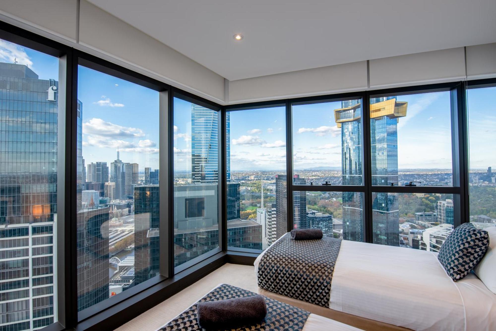 Sub-penthouse Style With Amazing Views *