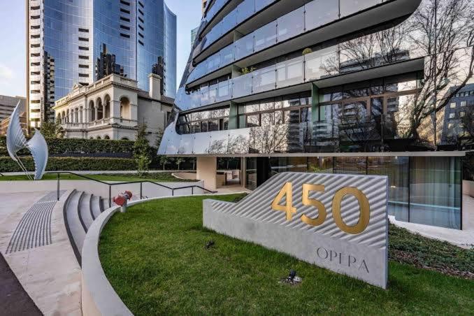 Apartment Boulevard Retreat 2b2b In With Pool *