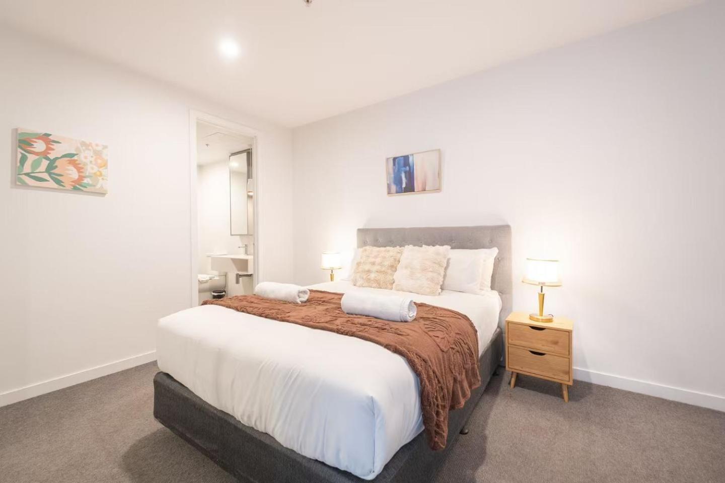 Apartment Tranquil 2br2ba In Parkvillepoolgymparking *