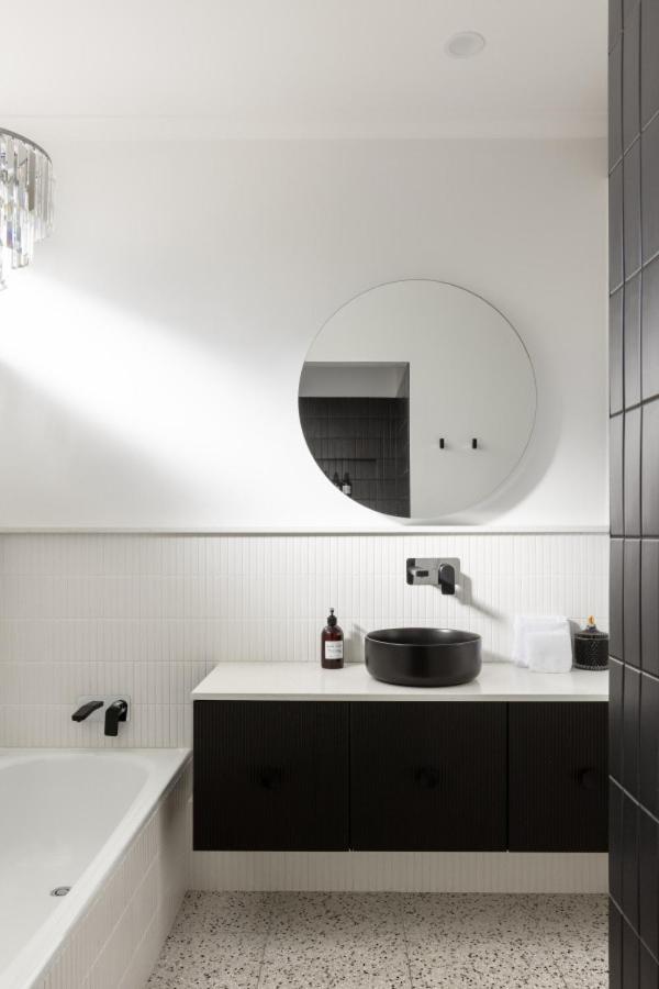 Trendy Elwood Holiday home Melbourne
