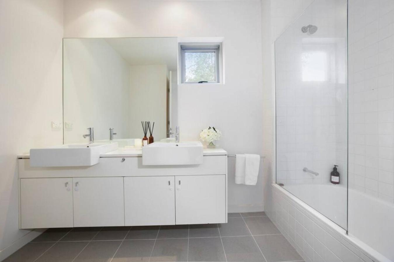 Lovely 2 Bedroom In Carlton Holiday home