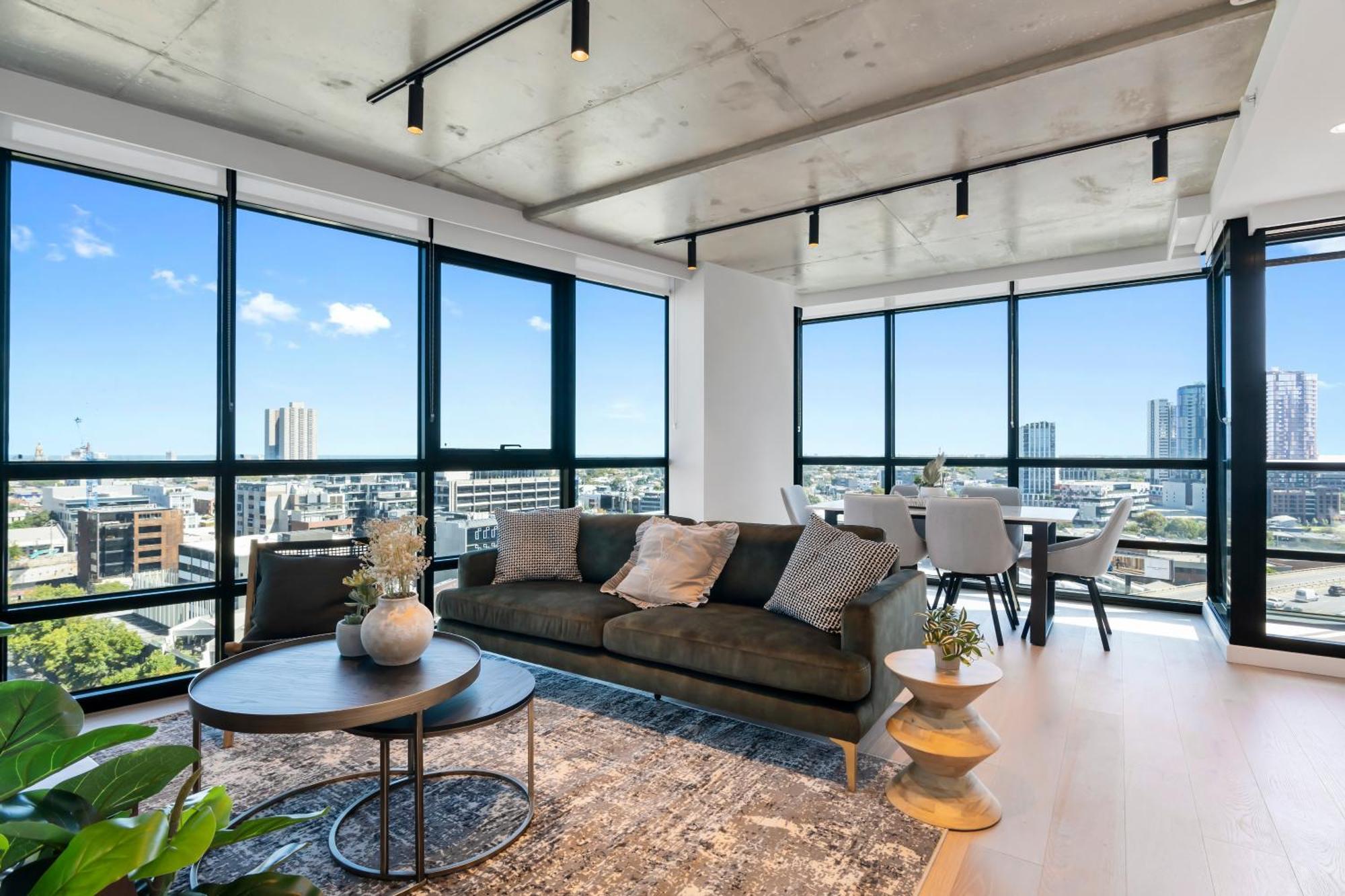 And Bay View 3br With Balcony And Wi-fi *