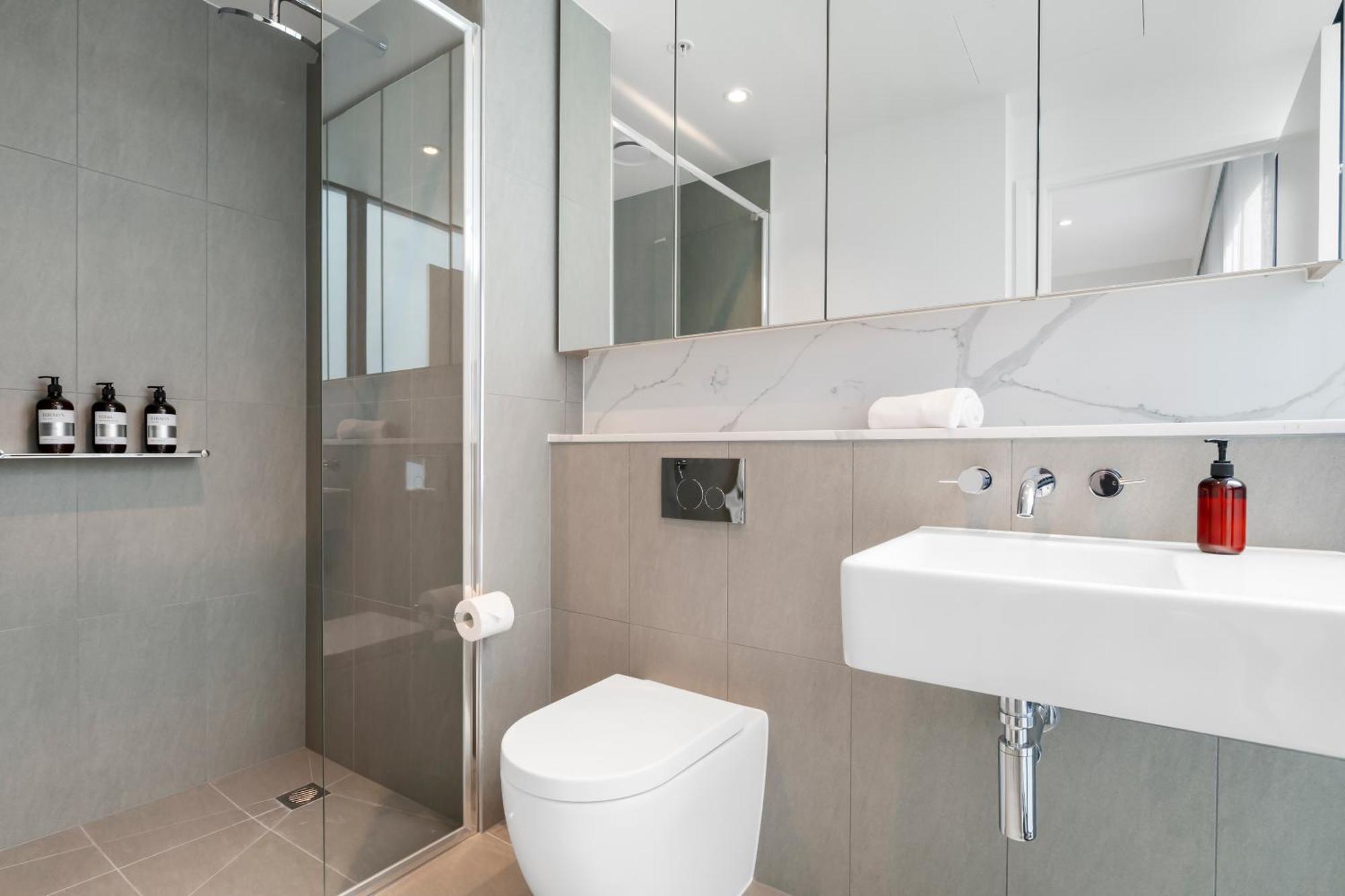 And Bay View 3br With Balcony And Wi-fi Apartment Melbourne