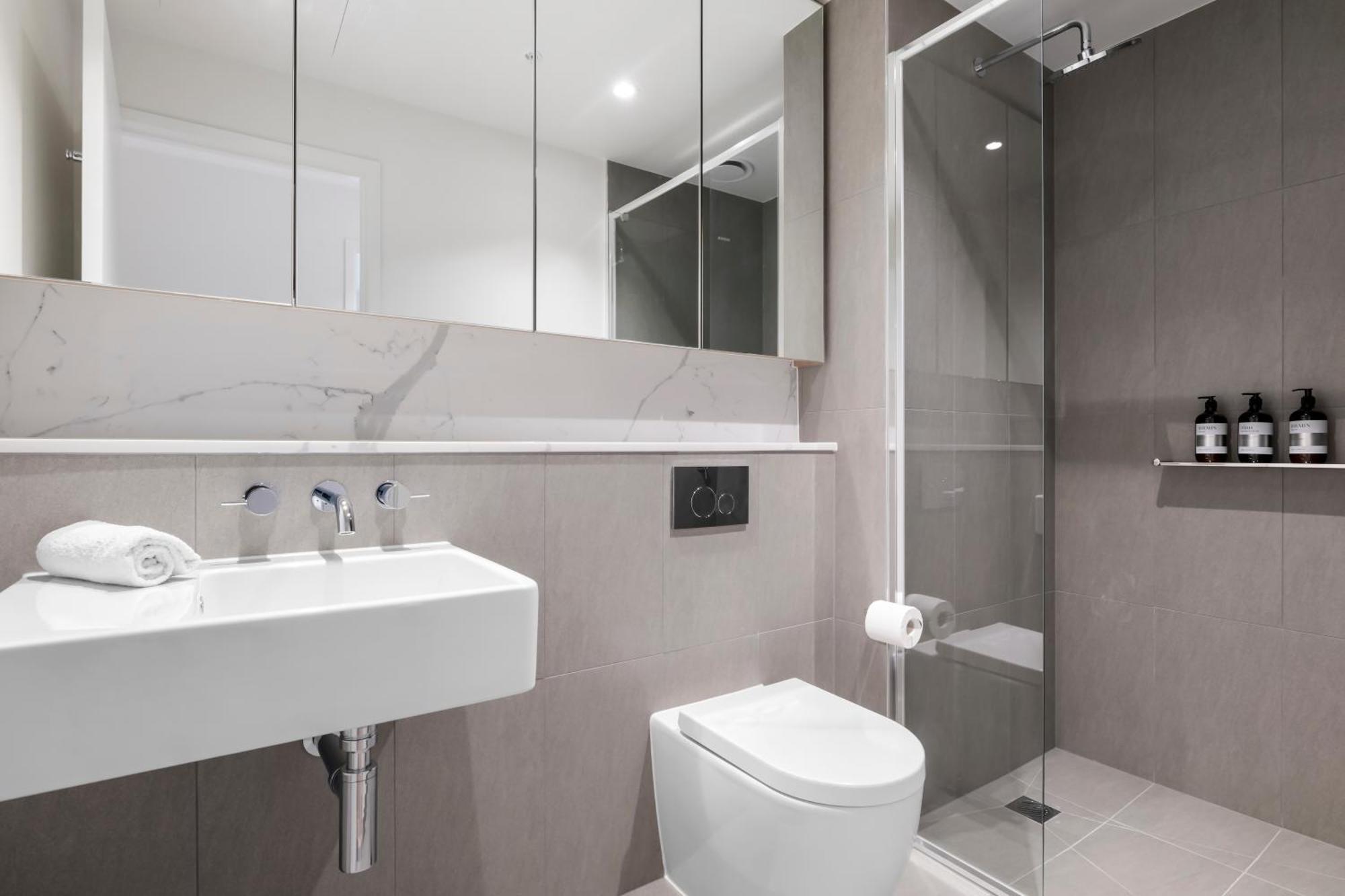 And Bay View 3br With Balcony And Wi-fi Apartment Melbourne