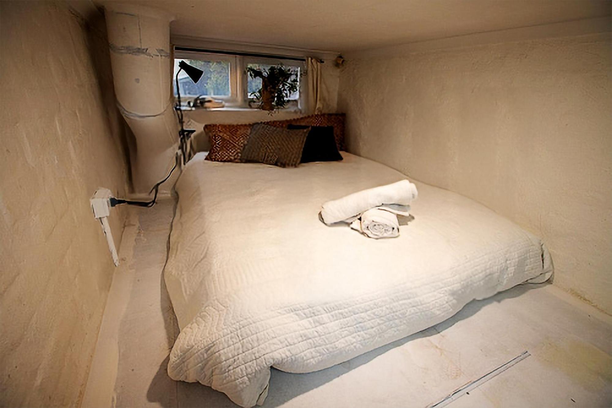 Fitzroy- Private 2-4 Guest #guesthouse #ausgp #directtram #f1 Holiday home Melbourne