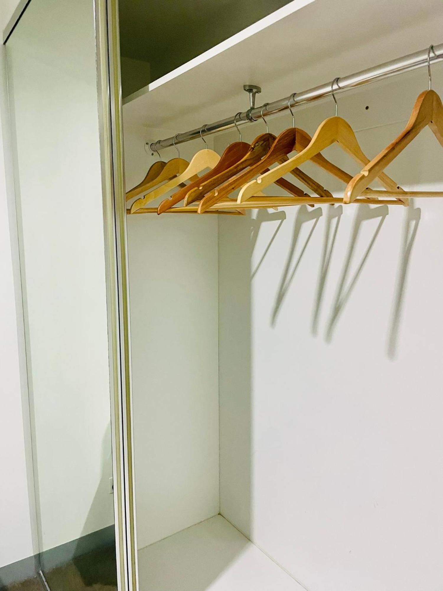 Premium With Balcony And Free Tram Access Melbourne
