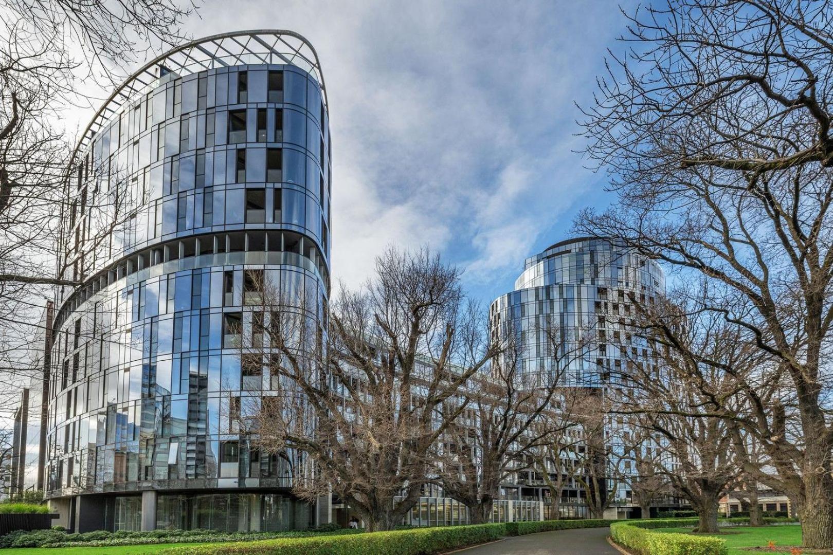 Parkside Perfection Next To Cbd With Free Parking