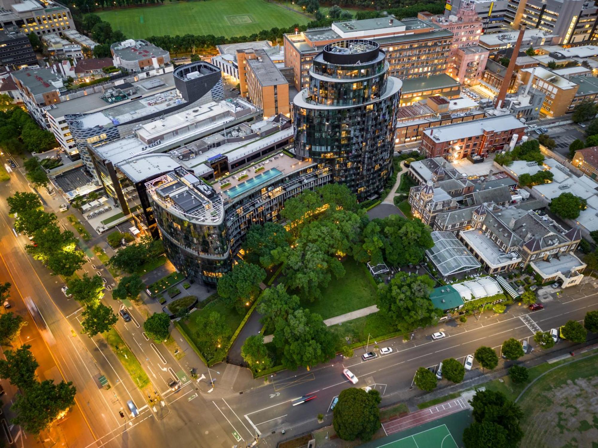 Parkside Perfection Next To Cbd With Free Parking Apartment *
