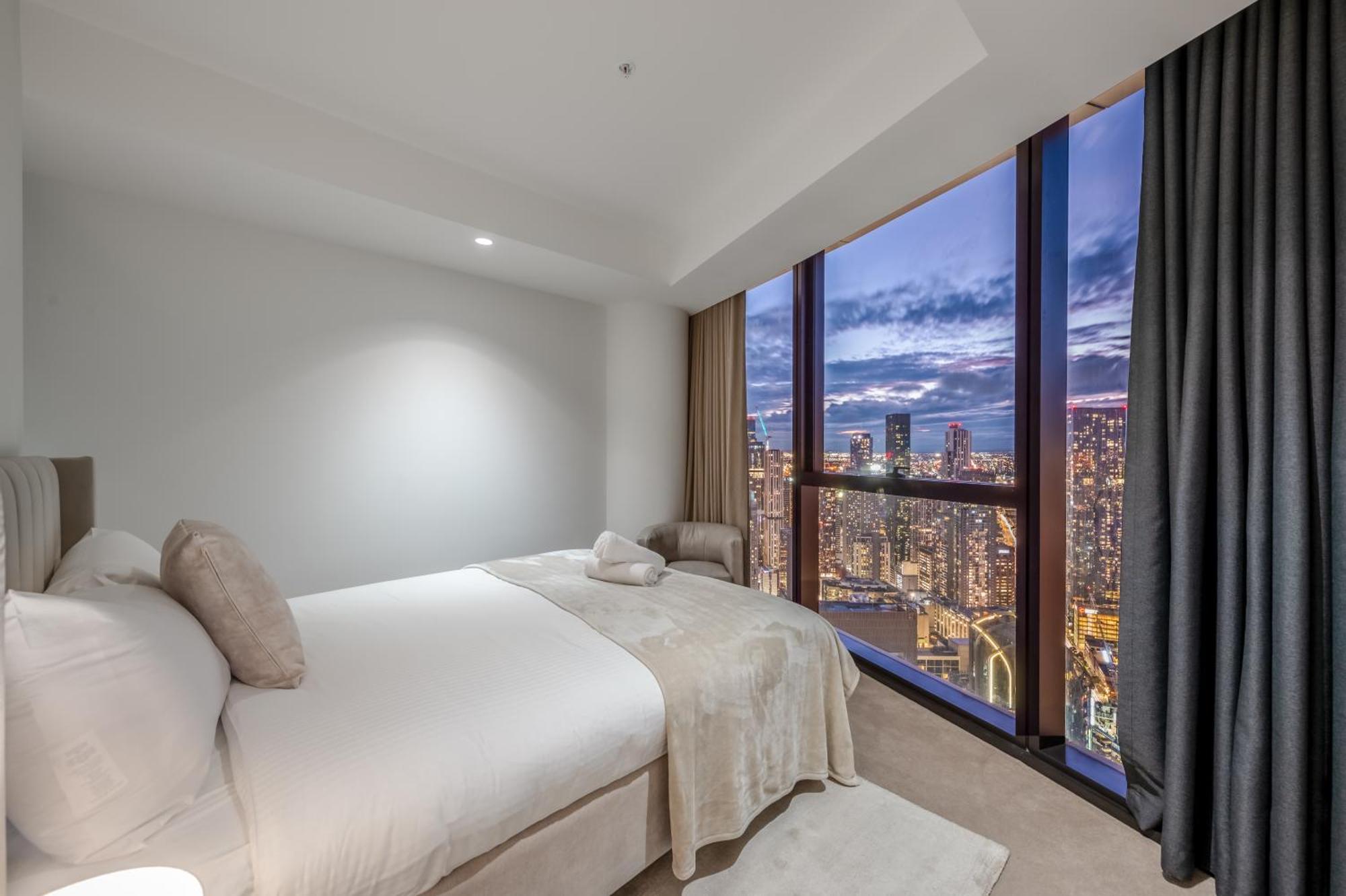 Sapphire Finest Cbd & Garden Views 3br 2b With Free Parking *