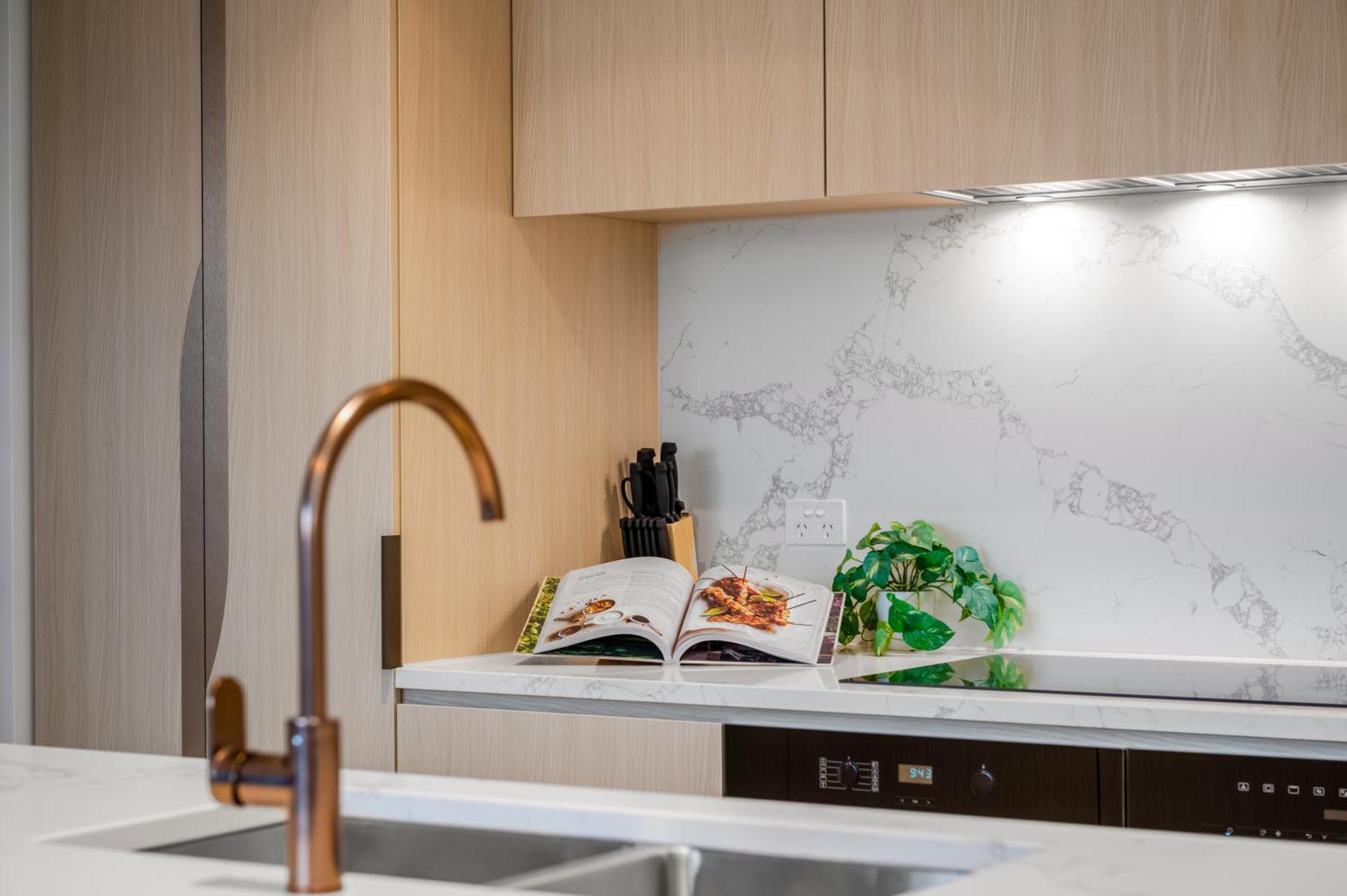 Sapphire Finest Cbd & Garden Views 3br 2b With Free Parking