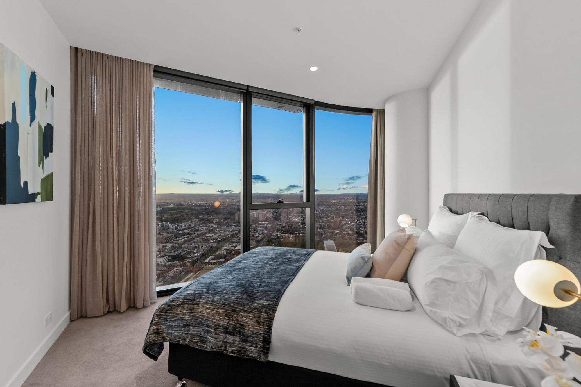 Apartment Sapphire Finest Cbd & Garden Views 3br 2b With Free Parking Melbourne
