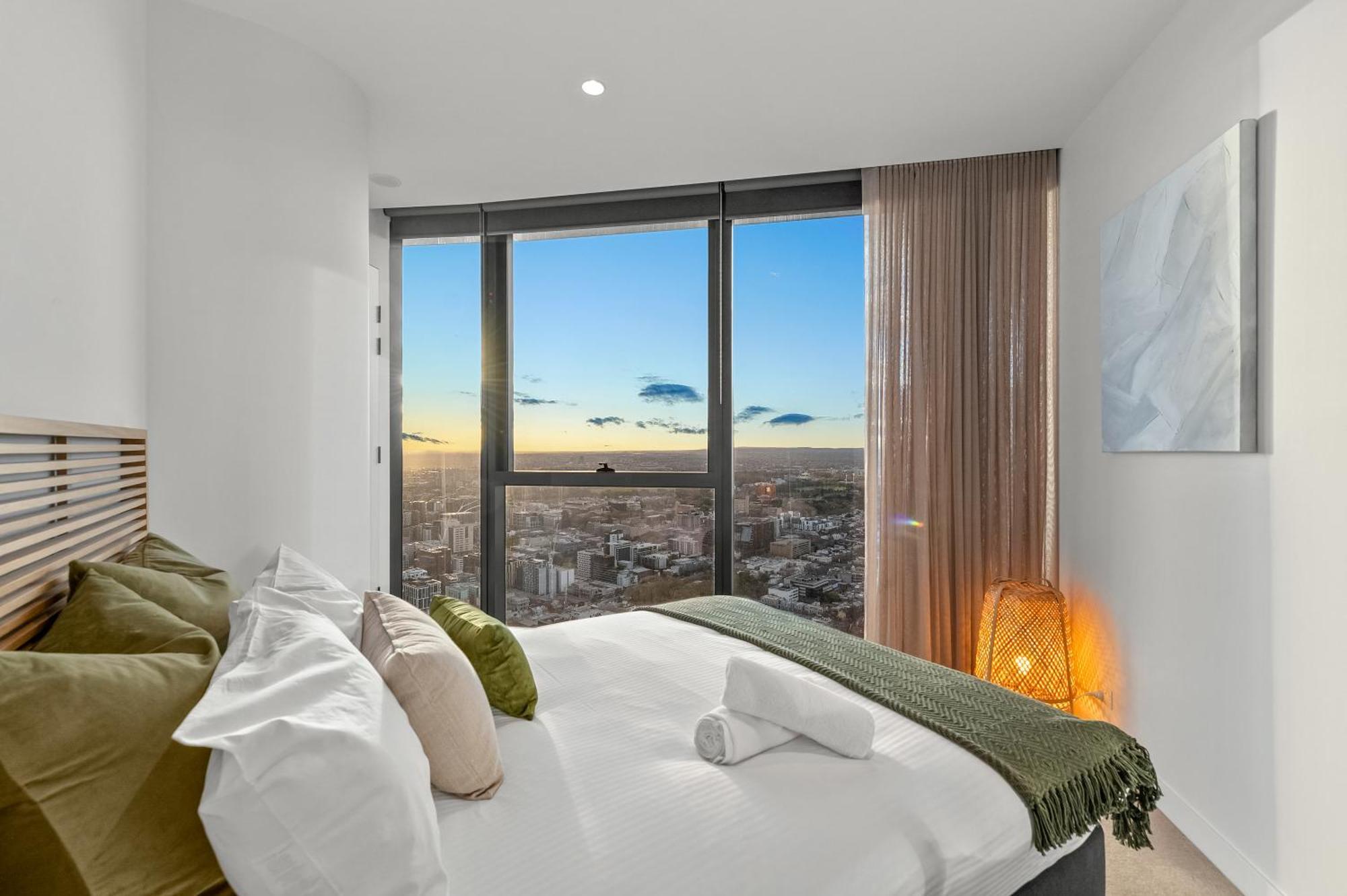 Sapphire Finest Cbd & Garden Views 3br 2b With Free Parking Melbourne