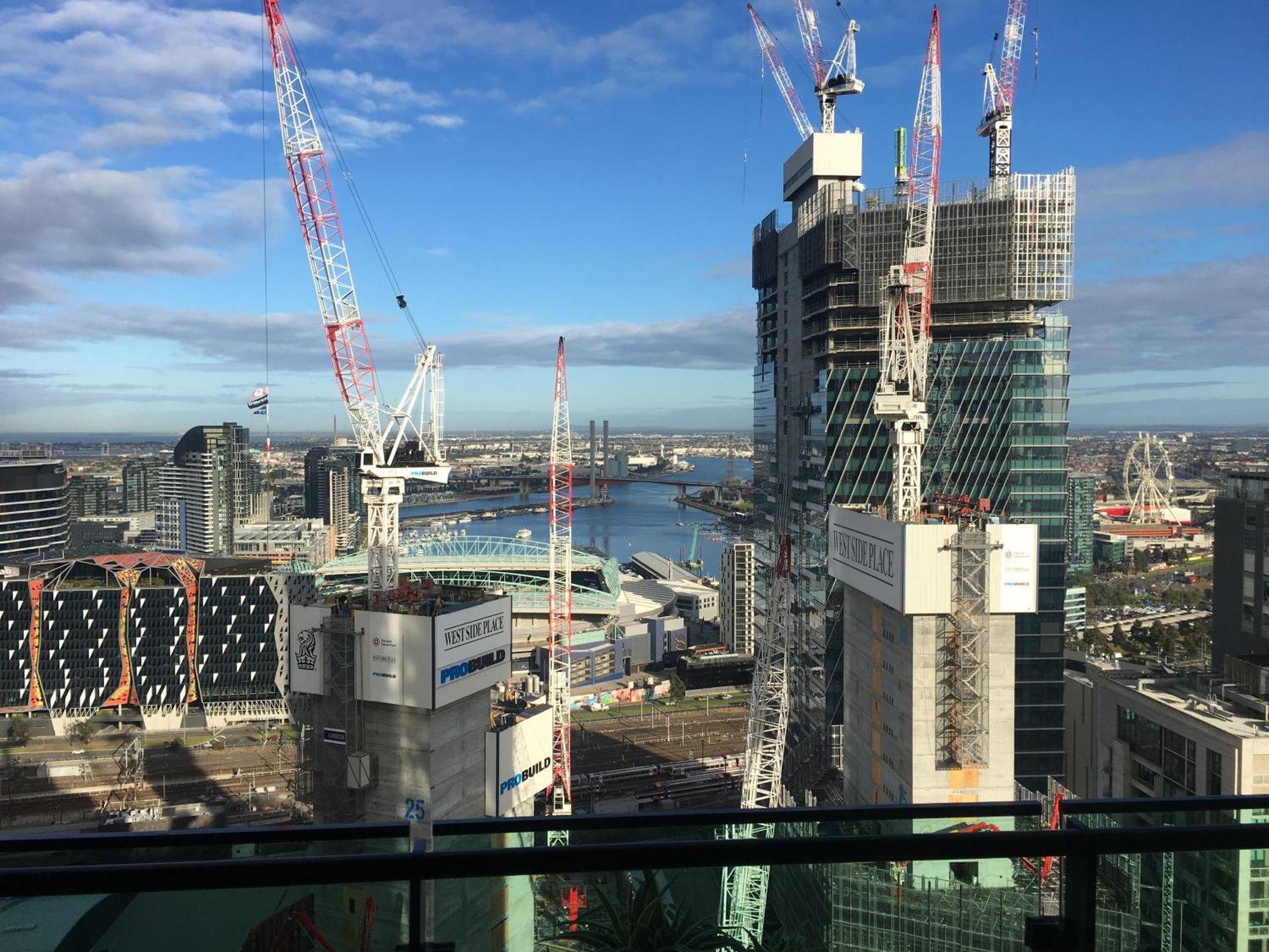 Cozy Apt In Melbourne Cbd Homestay