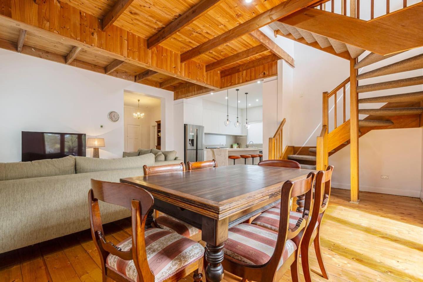 Whistling Pines - Bayside Family With Granny Flat Holiday home