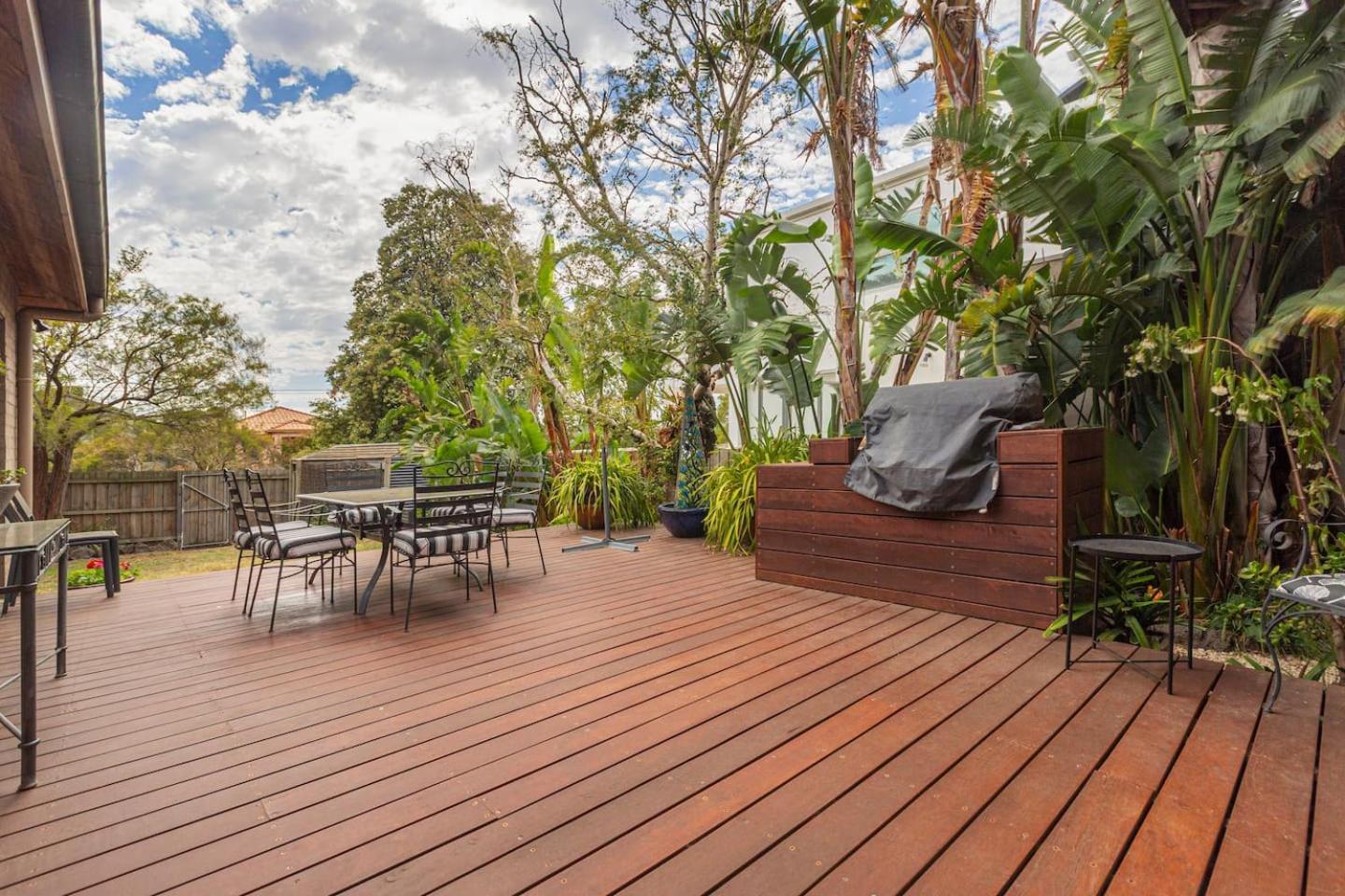 Whistling Pines - Bayside Family With Granny Flat Melbourne