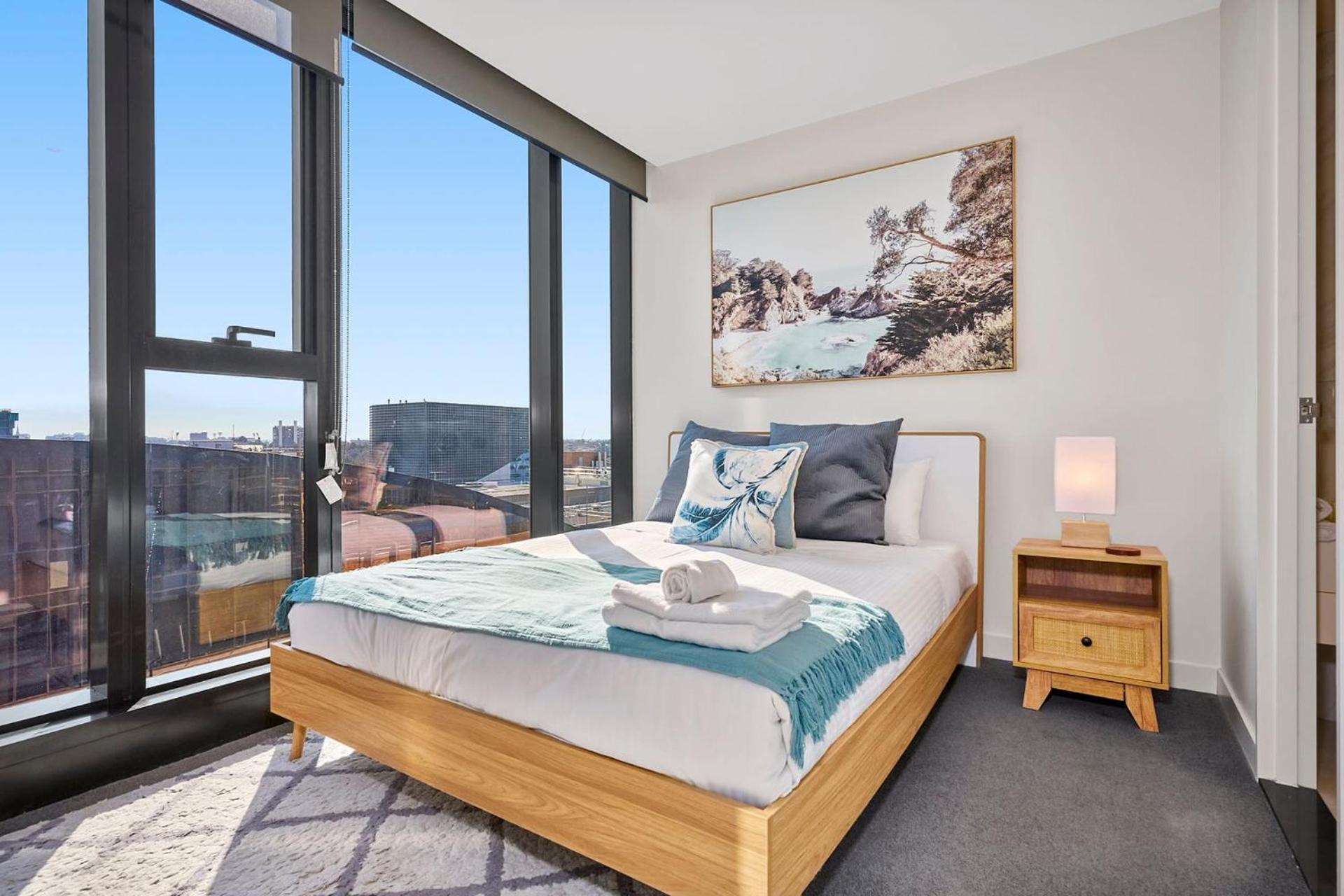 Apartment Stylish 2br On St Kilda Rd With Pool & Parking Melbourne