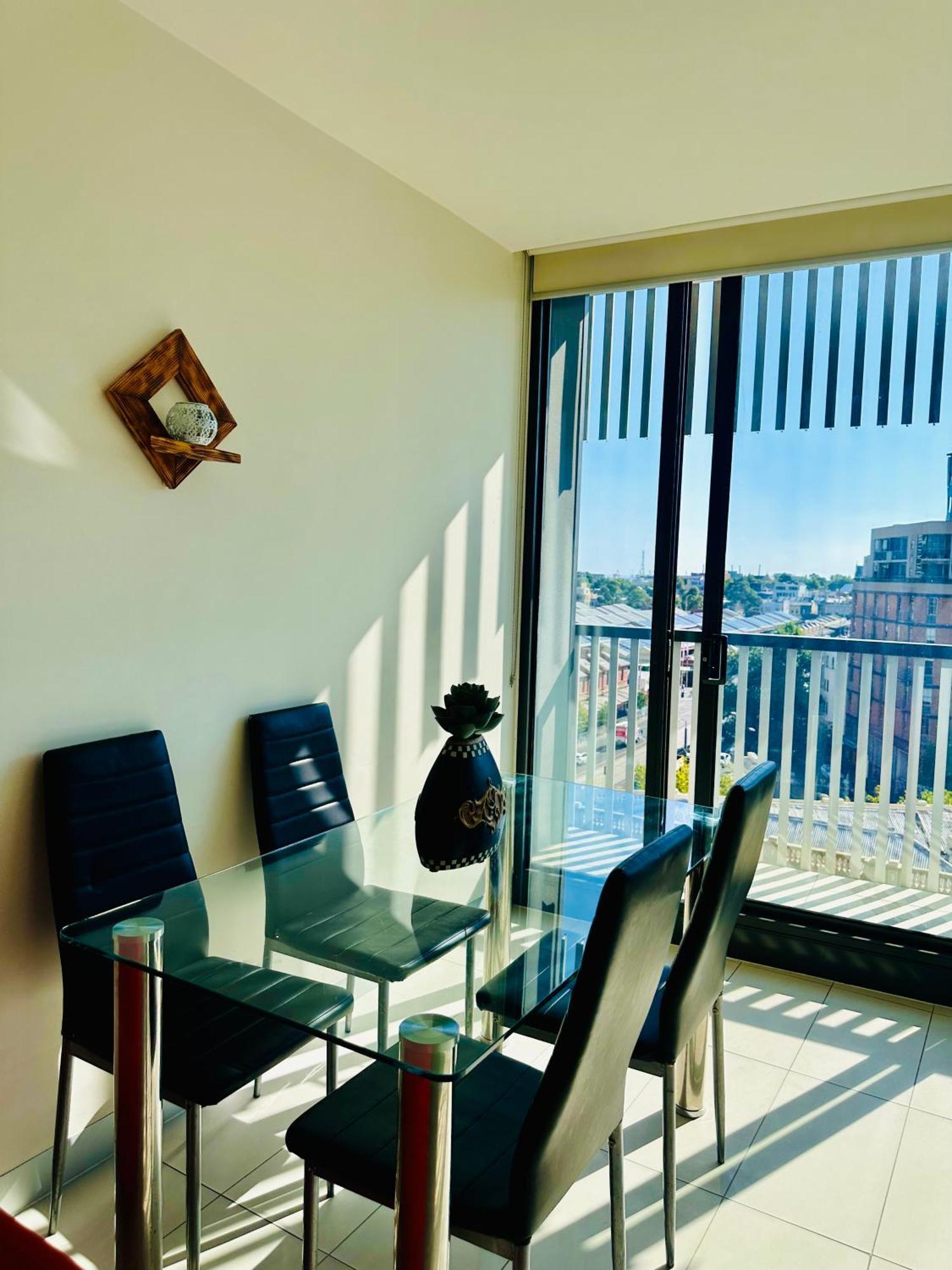 Premium With Balcony And Free Tram Access
