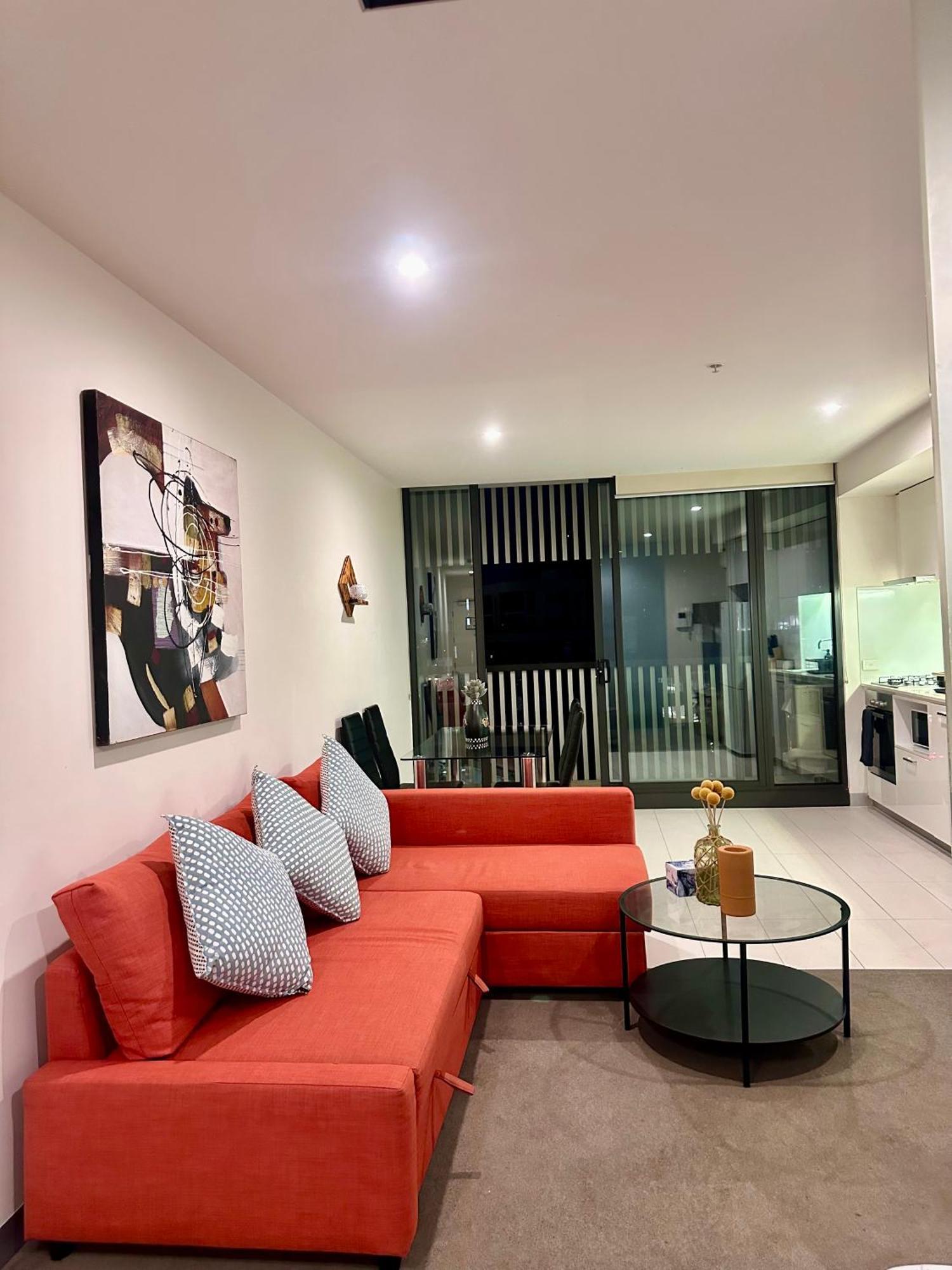 Premium With Balcony And Free Tram Access * Melbourne