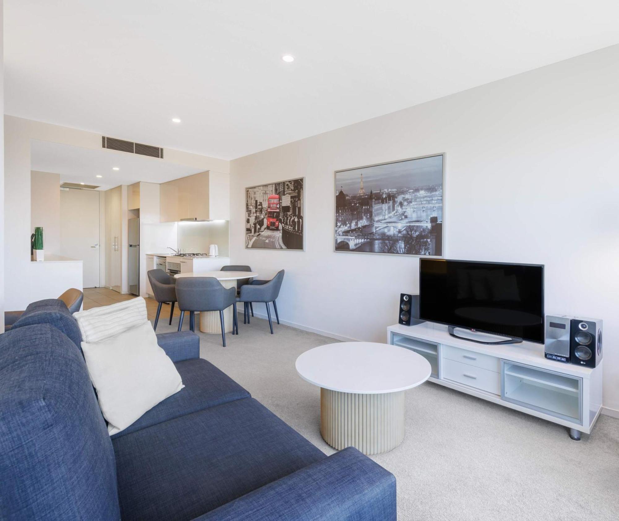 Oaks Flemington Apartment Melbourne