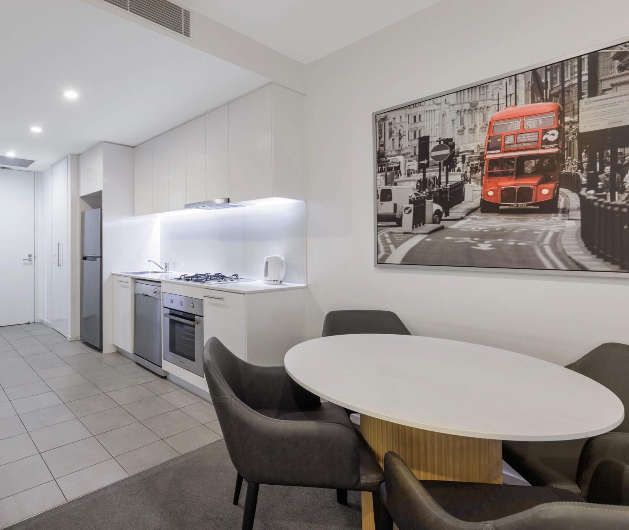 Oaks Flemington Apartment Melbourne