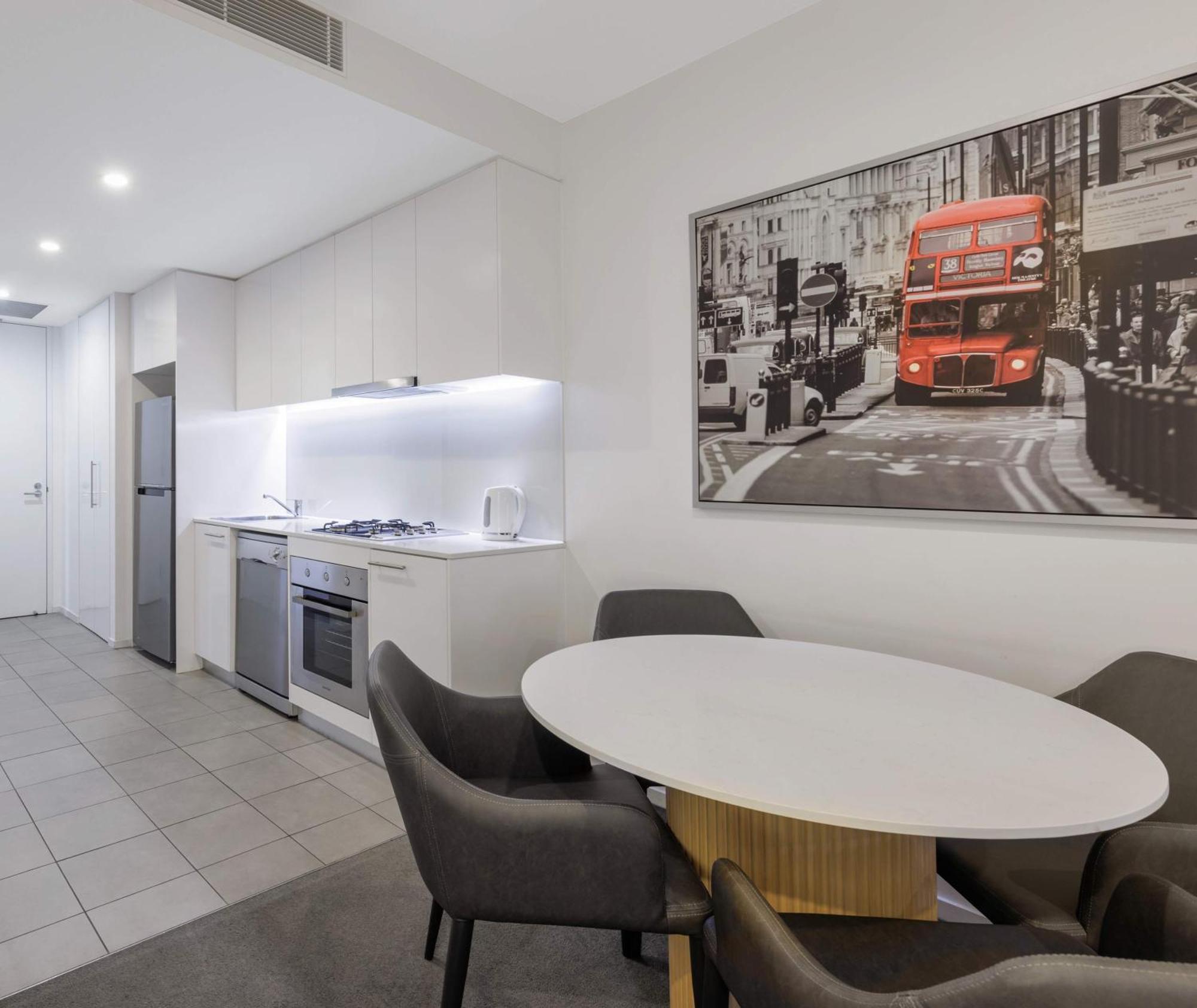 Oaks Flemington Apartment