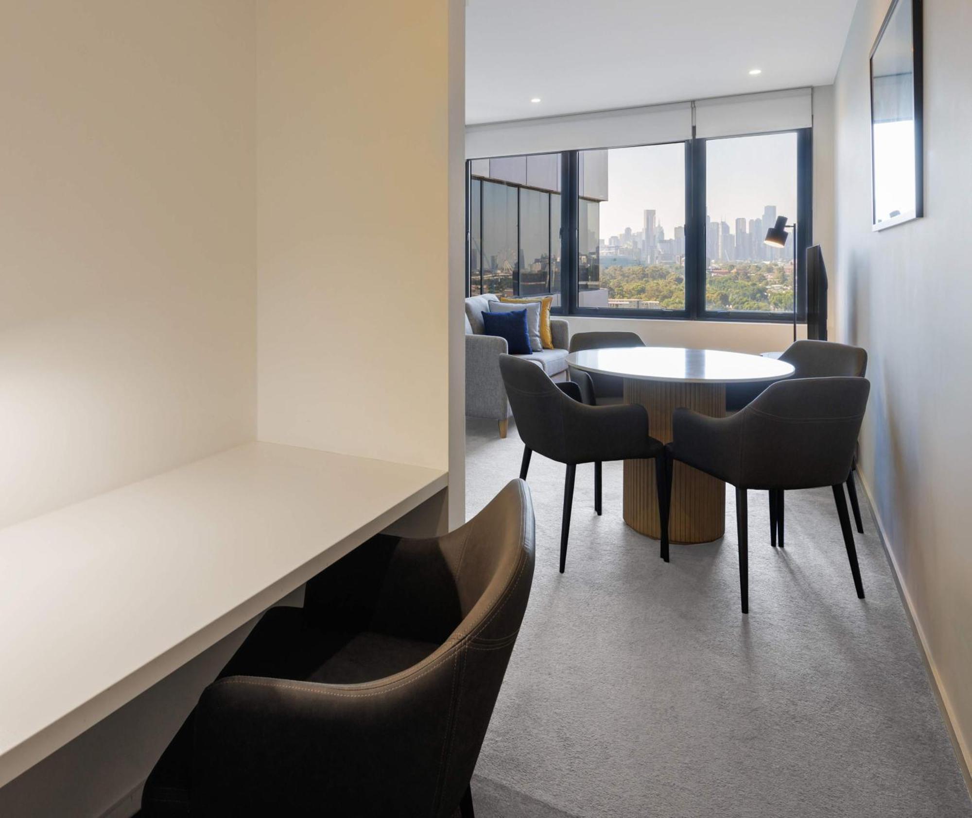 Oaks Flemington Apartment