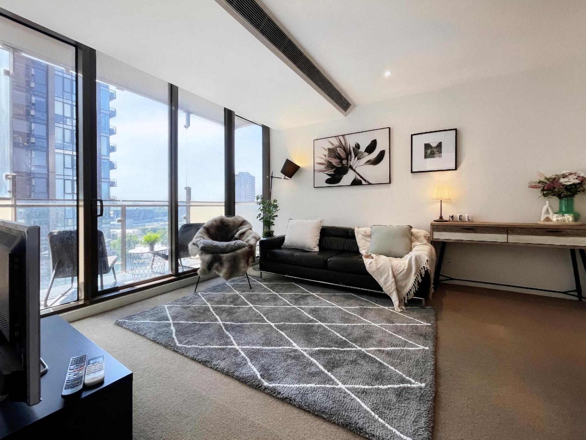 Cityside Retreat Southbank Charm