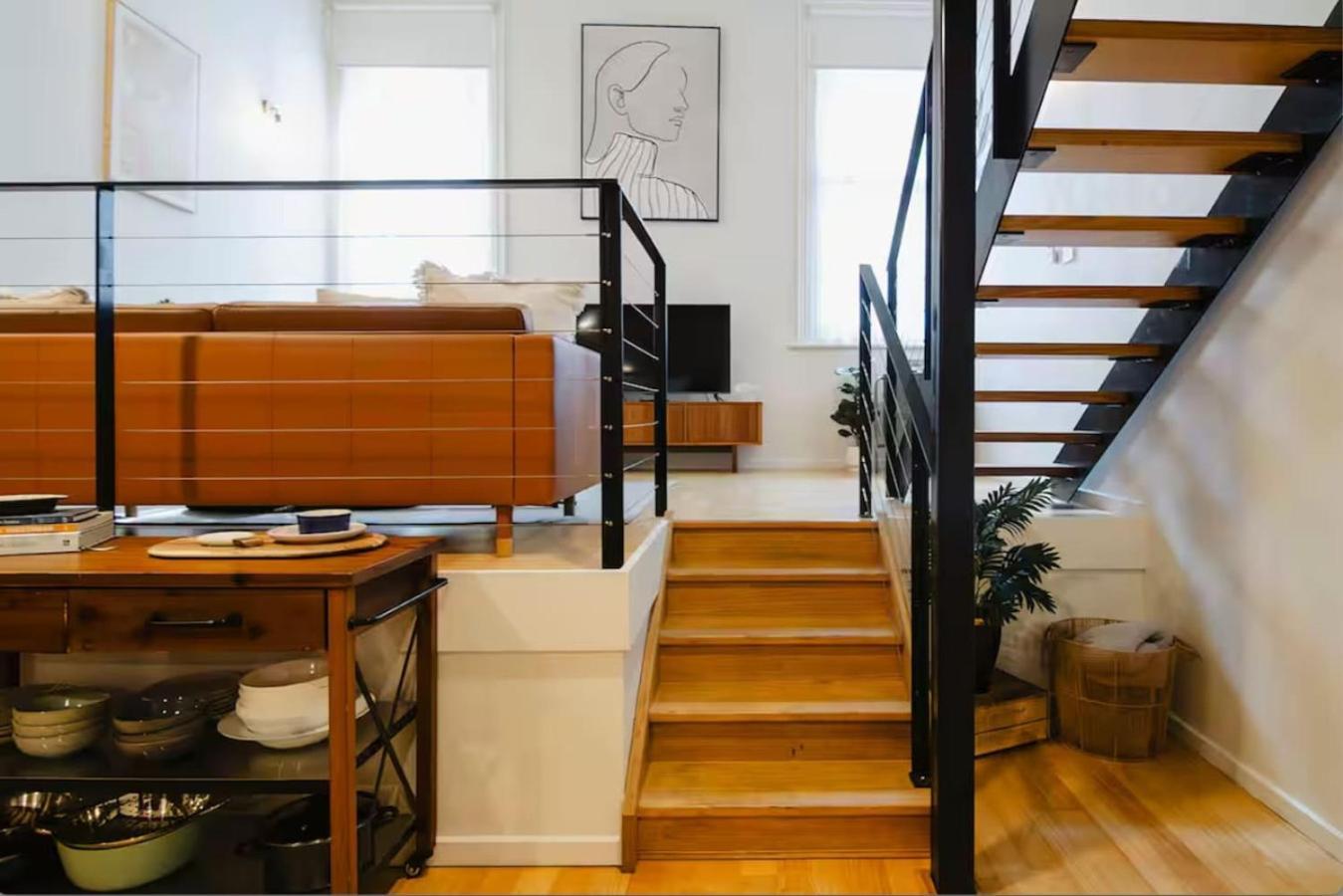 Gorgeous Loft In Heritage Bldg * Melbourne