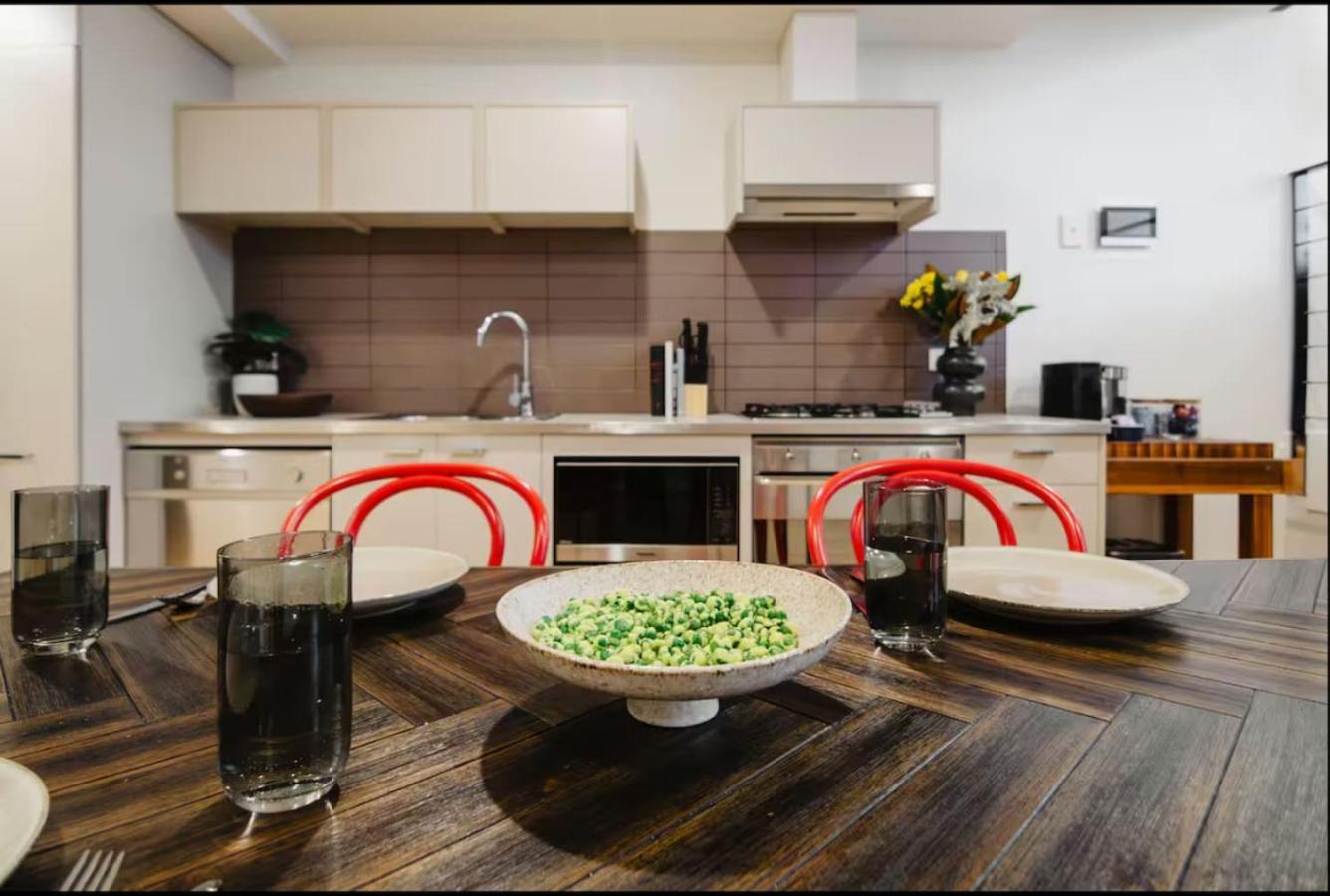 Gorgeous Loft In Heritage Bldg Apartment *