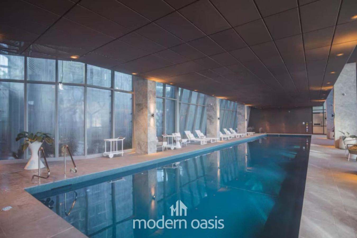 Luxury In Cbd - Next To Marvel Stadium Apartment