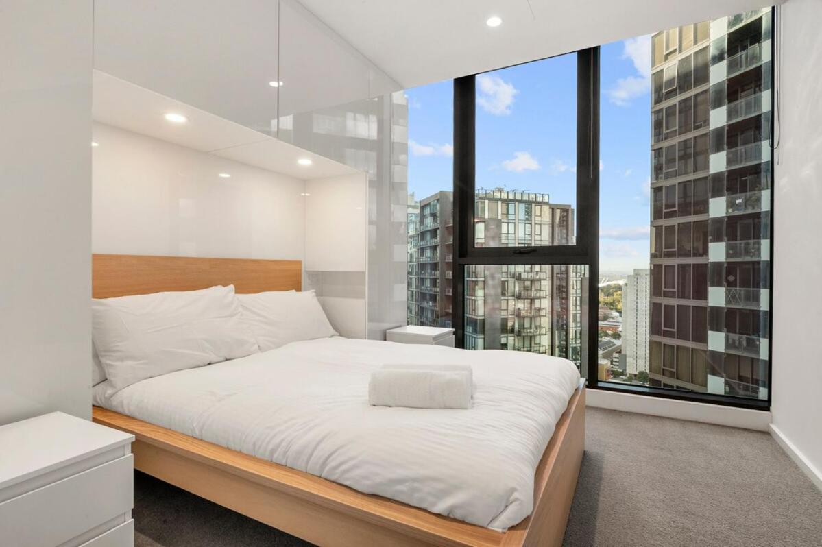 2br Prime Spot! Steps From Crown & Yarra River * Melbourne