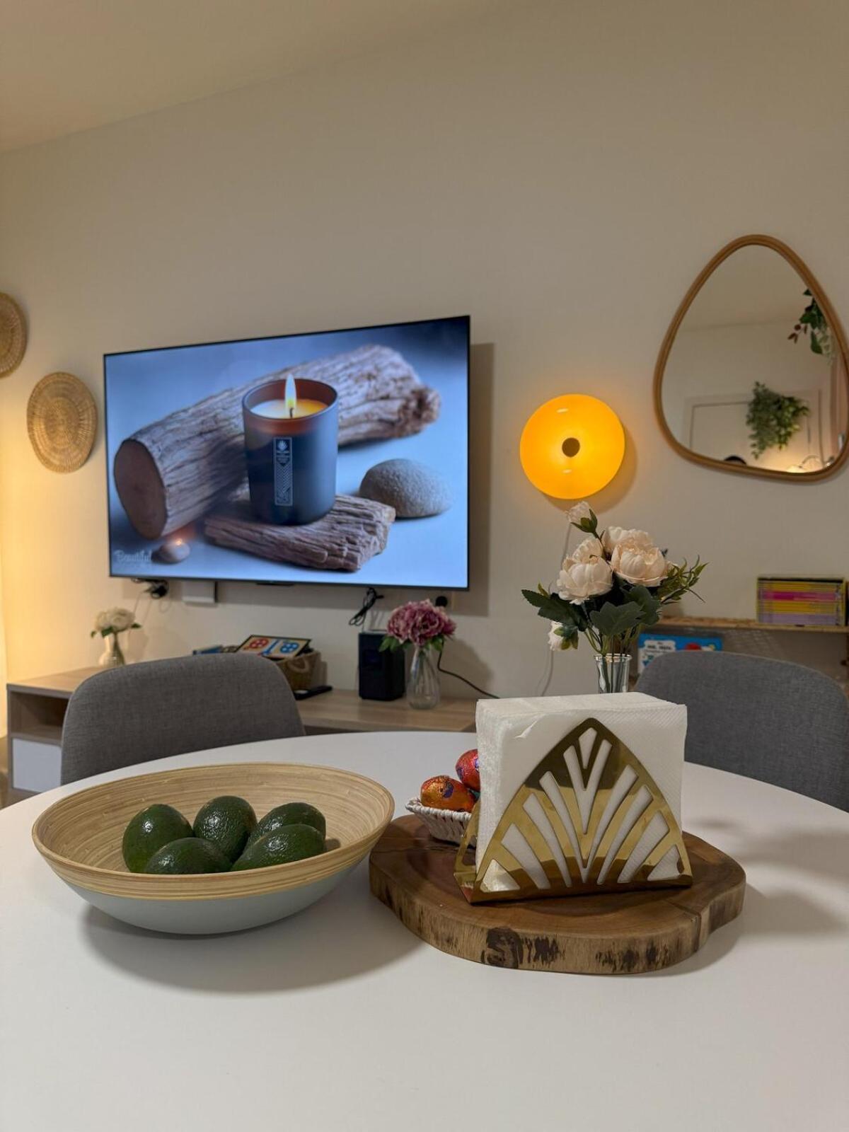Emporium Luxe 1br King - Prime Cbd Location *