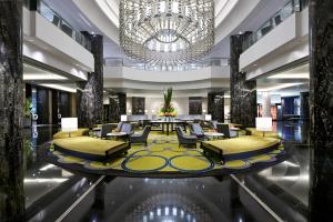 Crown Metropol
