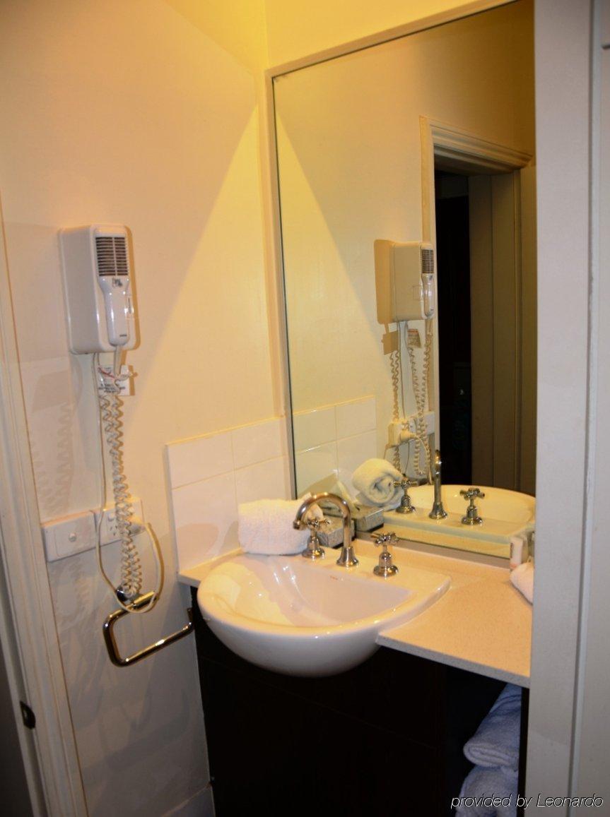 Quest Gordon Place Aparthotel