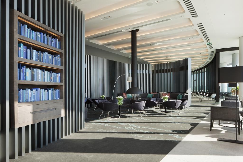 Crown Metropol 5*