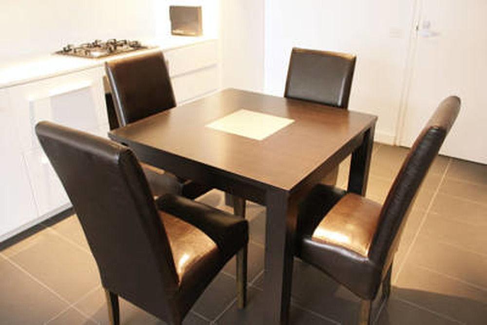 Guilfoyle Apartment