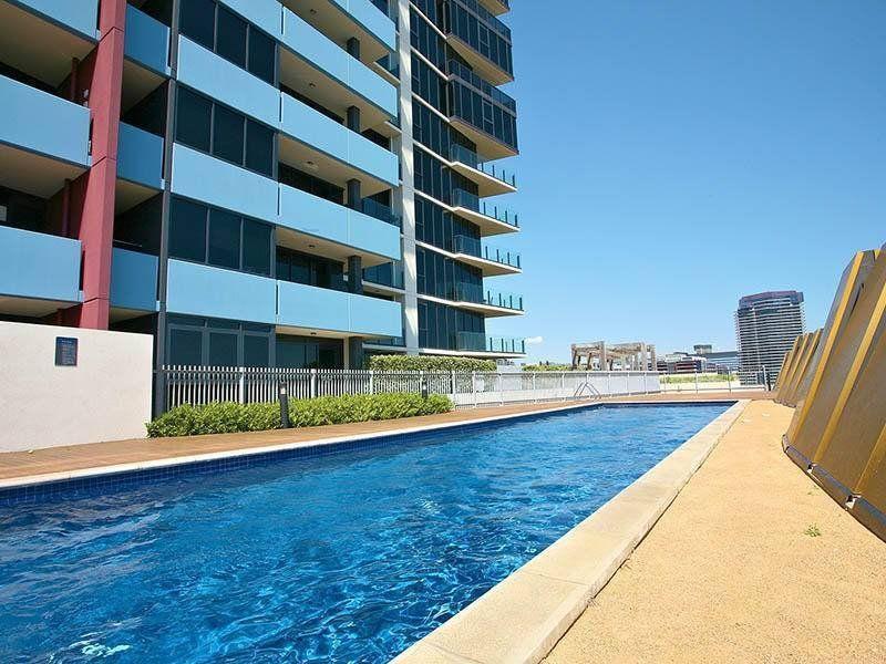 Aparthotel Domain - New Quay Docklands 4*