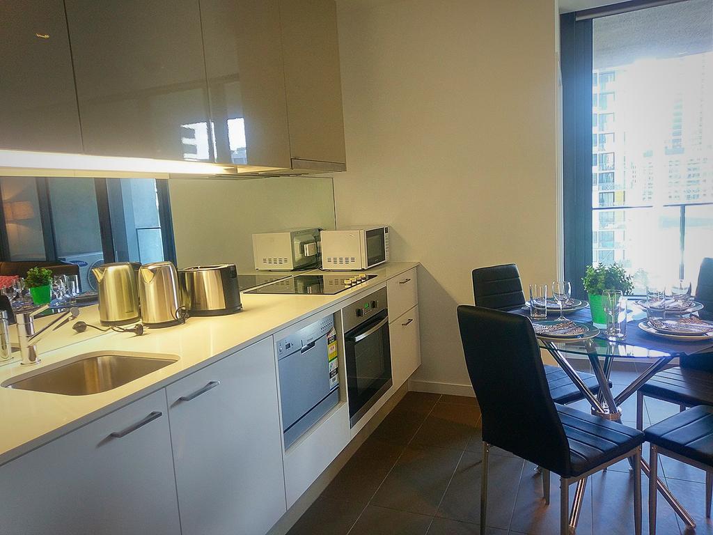 Ifsuites Upper West Side Aparthotel Melbourne